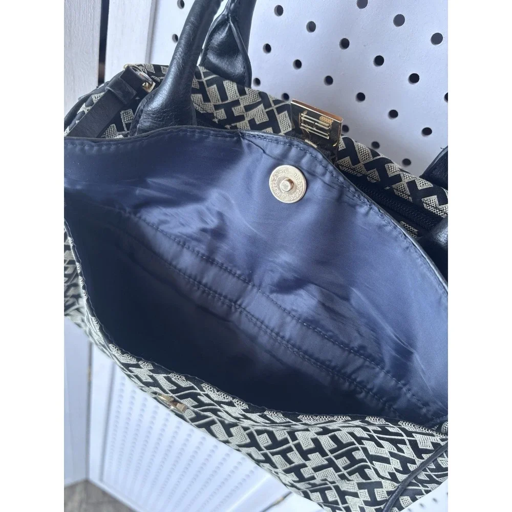 Tommy Halfiger Logo Top Handle Handbag Purse Satchel Black Faux Leather Fabric‎